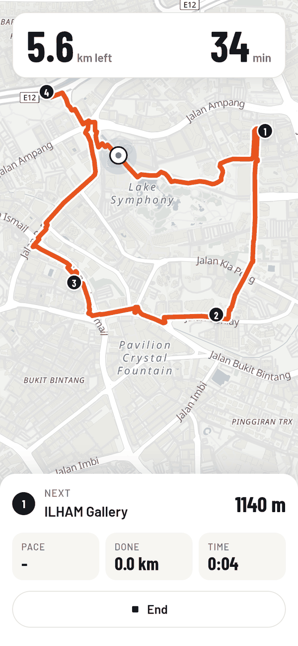 Follow mode with distance left, next checkpoint and pace